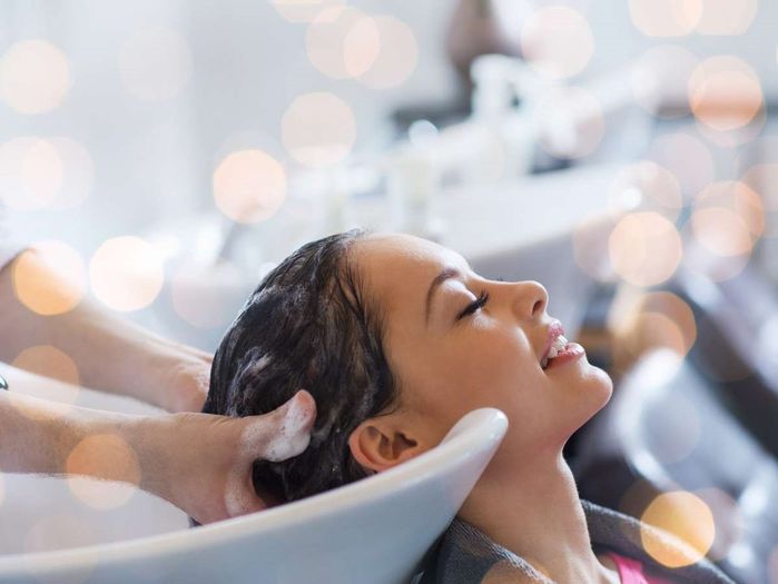 Đập tan “nỗi đau” tóc bết dính chỉ bằng phương pháp gội đầu đơn giản