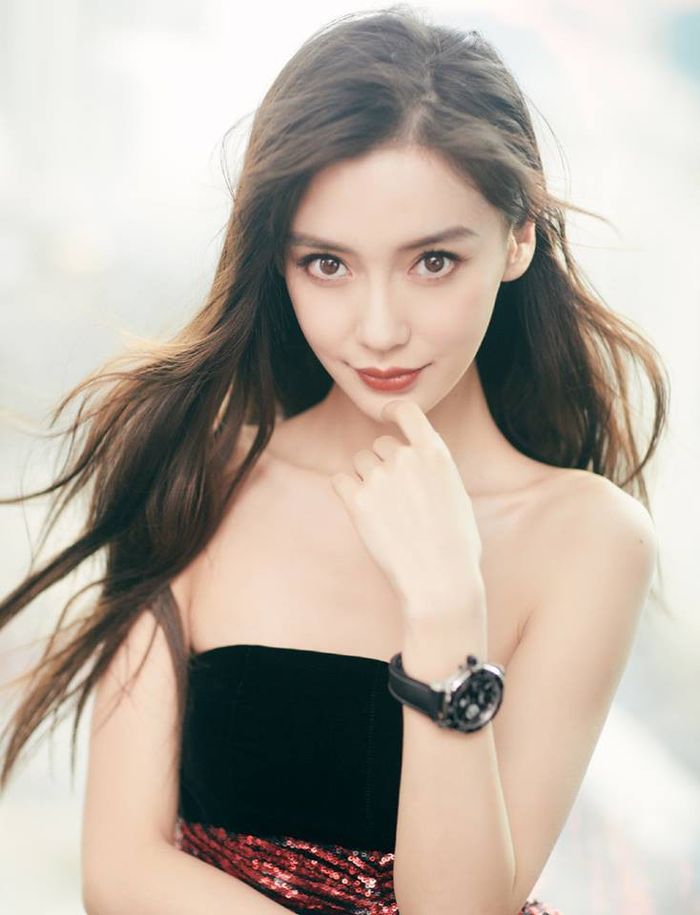 Điểm danh những mỹ nhân sở hữu bờ vai gợi cảm của showbiz Hoa - Hàn