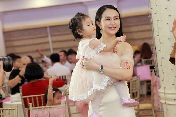 Điểm danh sao Việt “chịu chi” tổ chức sinh nhật hoành tráng cho con