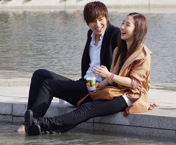 Đón sinh nhật tuổi 32, nhìn lại chặng đường đã đi qua của Lee Min Ho