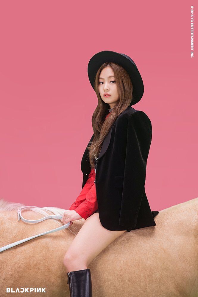 Fan vỡ mộng trước hình ảnh quá khứ các mỹ nhân Black Pink, có hay khôn