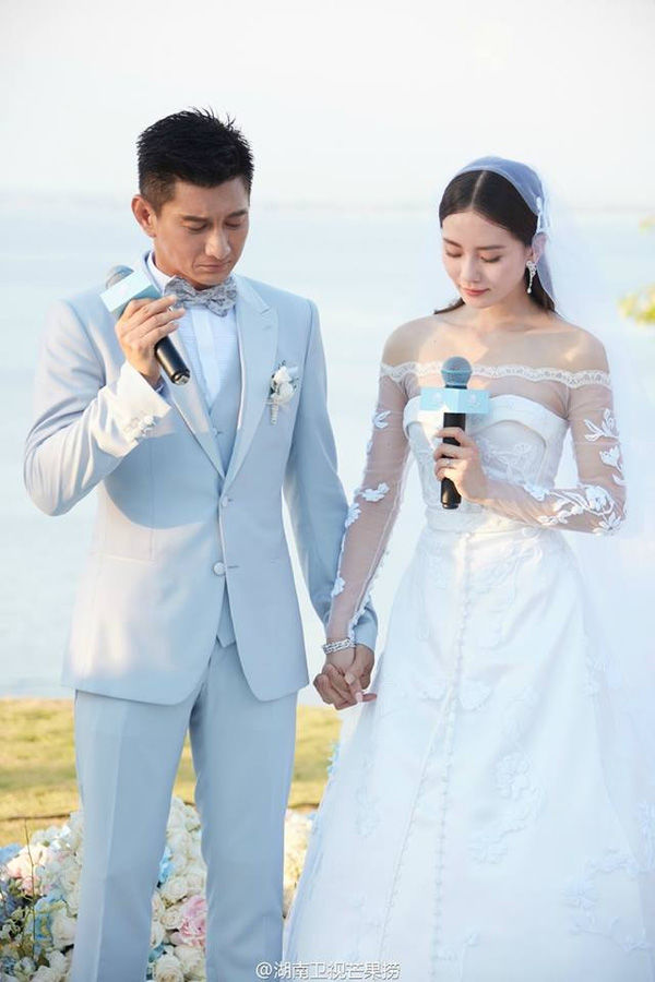 Những cặp vợ chồng đang rất hạnh phúc trong showbiz