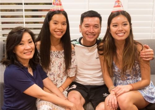 Khi chuyện tình yêu trong showbiz mong manh như gió, 10 – 20 năm gắn