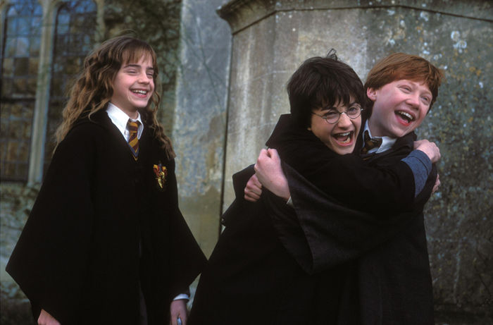 Bốn nguyên tố đại diện cho bốn Nhà Hogwarts