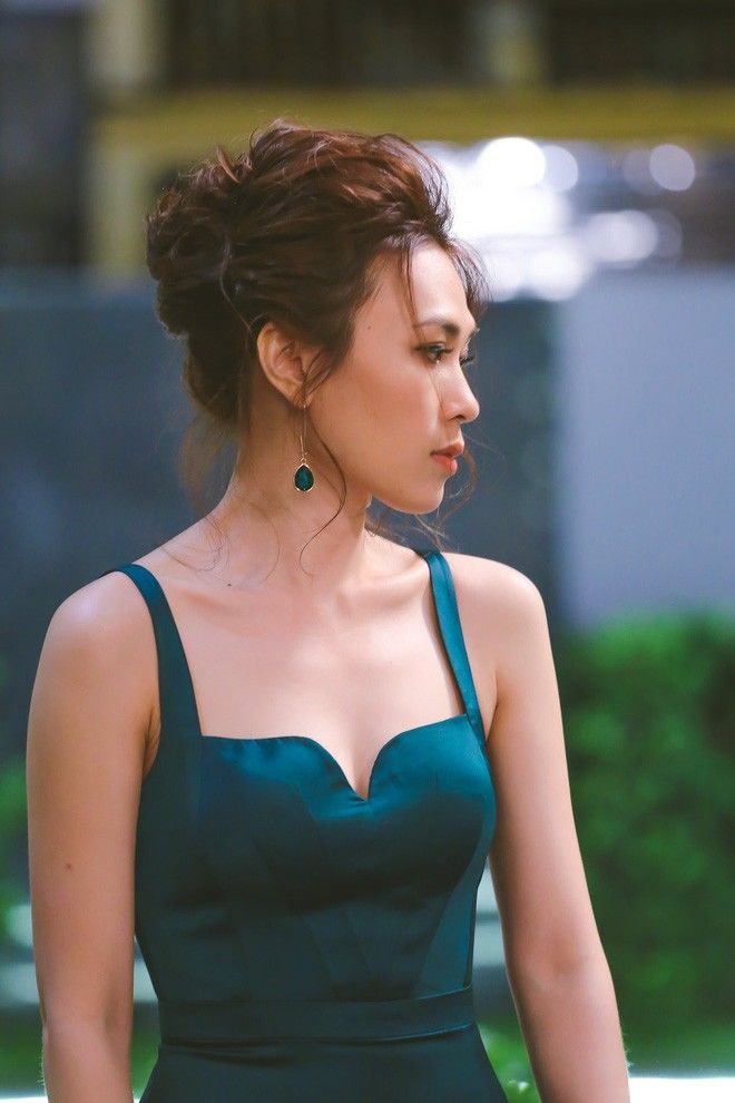Lẽ nào từ khi quen Mai Tài Phến, “chị đại” Mỹ Tâm đã “lột xác” thế này