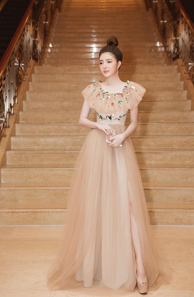 Lilly Luta ở tuổi 27: Từ nàng hot girl búp bê đến mỹ nhân dao kéo