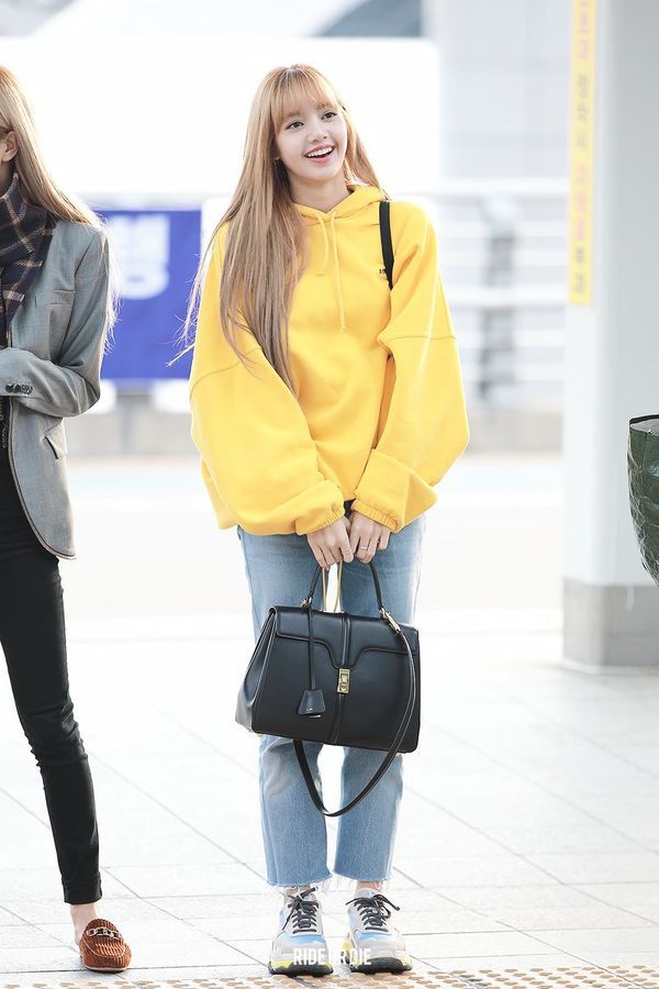 Lisa (BlackPink) là idol sở hữu street style ngầu như fashionista