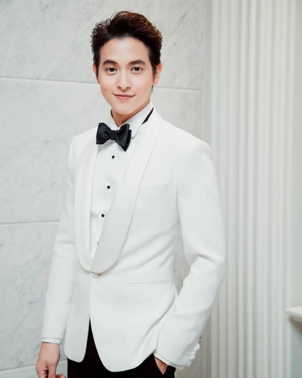 Loạt bác sĩ điển trai màn ảnh Thái khiến fan girl “gào thét” vì độ quy