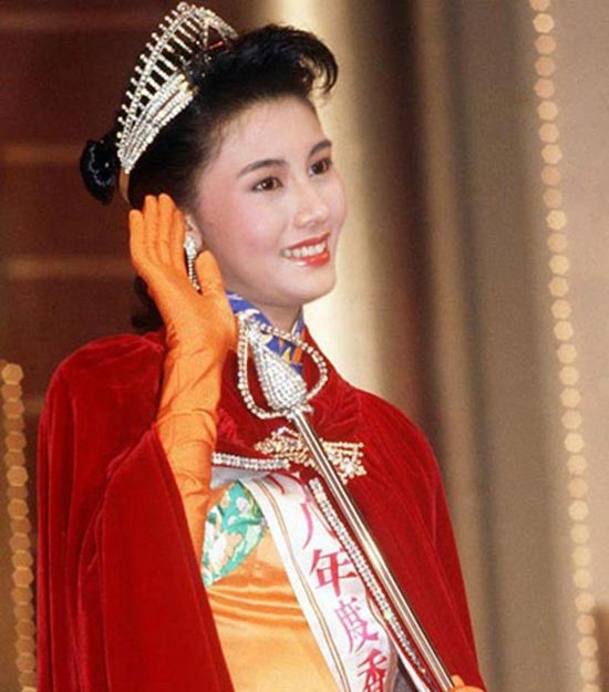 Lý Gia Hân và cuộc sống hào môn hạnh phúc người người ghen tỵ