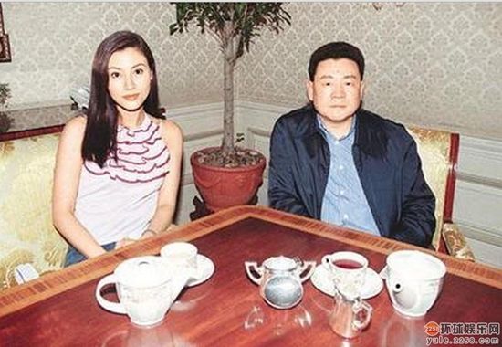 Lý Gia Hân và cuộc sống hào môn hạnh phúc người người ghen tỵ