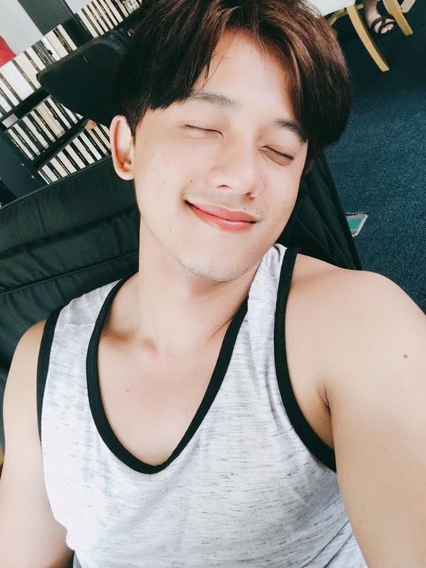 Mai Tài Phến không những điển trai mà còn có body cực phẩm