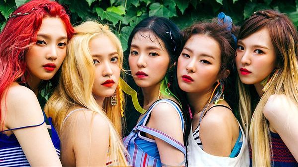 Muôn kiểu đặt tên fandom của nhóm nhạc đình đám: độc đáo nhất là BTS