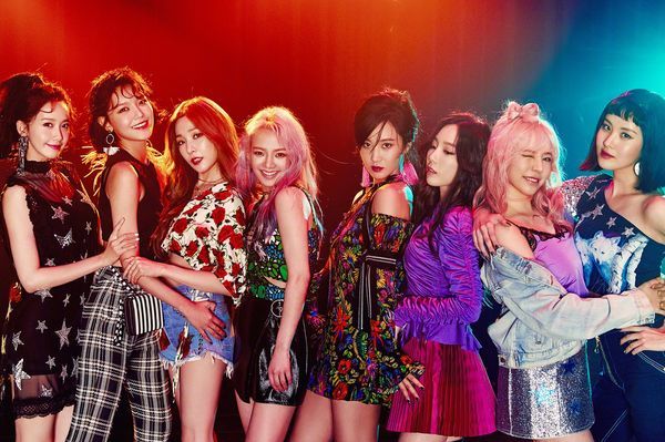 Muôn kiểu đặt tên fandom của nhóm nhạc đình đám: độc đáo nhất là BTS