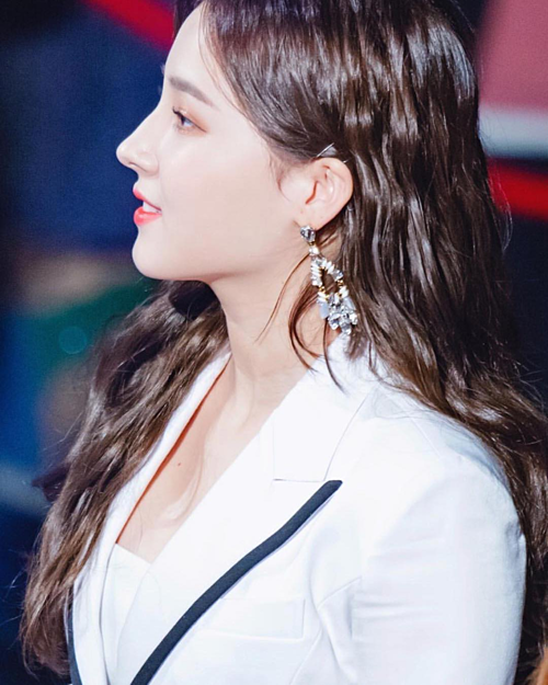 Netizen bình chọn top idol nữ có sống mũi đẹp nhất Kpop