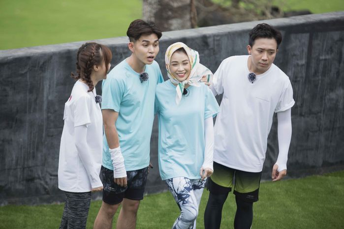 Netizen đẩy thuyền Jun - Sam sau loạt ảnh tình tứ trên Running Man