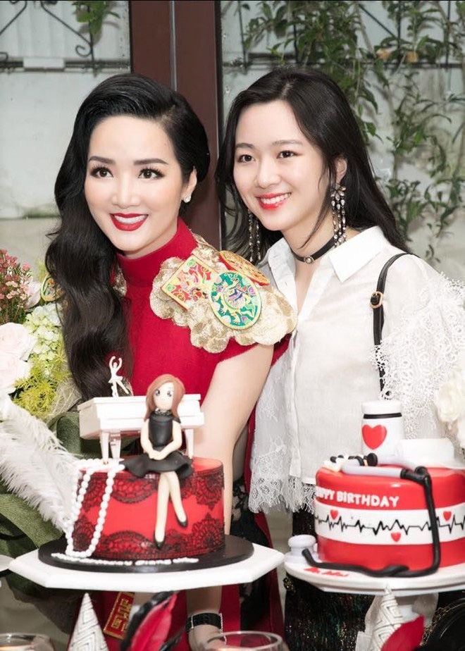 Những ái nữ thừa kế sáng giá của đại gia Việt: xinh đẹp giỏi giang còn