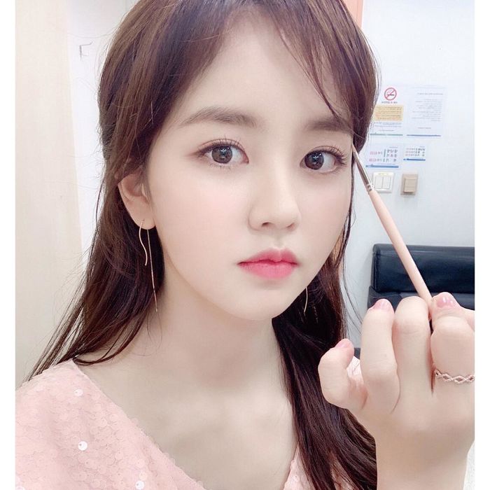Ở tuổi 20 Kim So Hyun trưởng thành từ nhan sắc đến diễn xuất