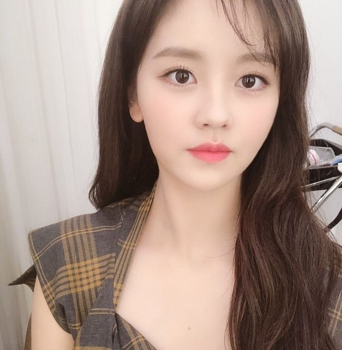 Ở tuổi 20 Kim So Hyun trưởng thành từ nhan sắc đến diễn xuất