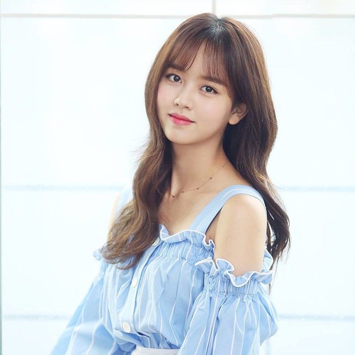 Ở tuổi 20 Kim So Hyun trưởng thành từ nhan sắc đến diễn xuất