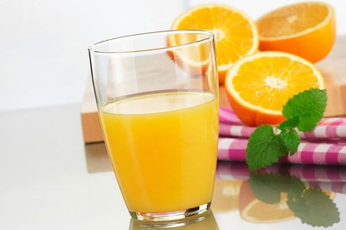 Uống cam ép mỗi ngày để giảm nguy cơ đột quỵ