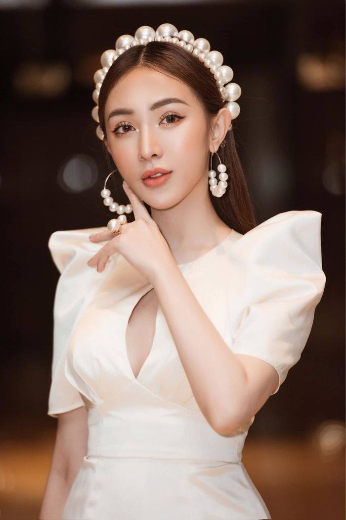 Sao Vbiz nghiện phẫu thuật thẩm mỹ