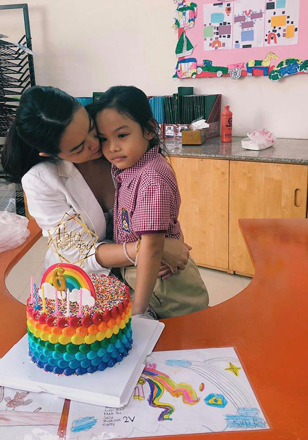 Sao Việt tổ chức sinh nhật cho con