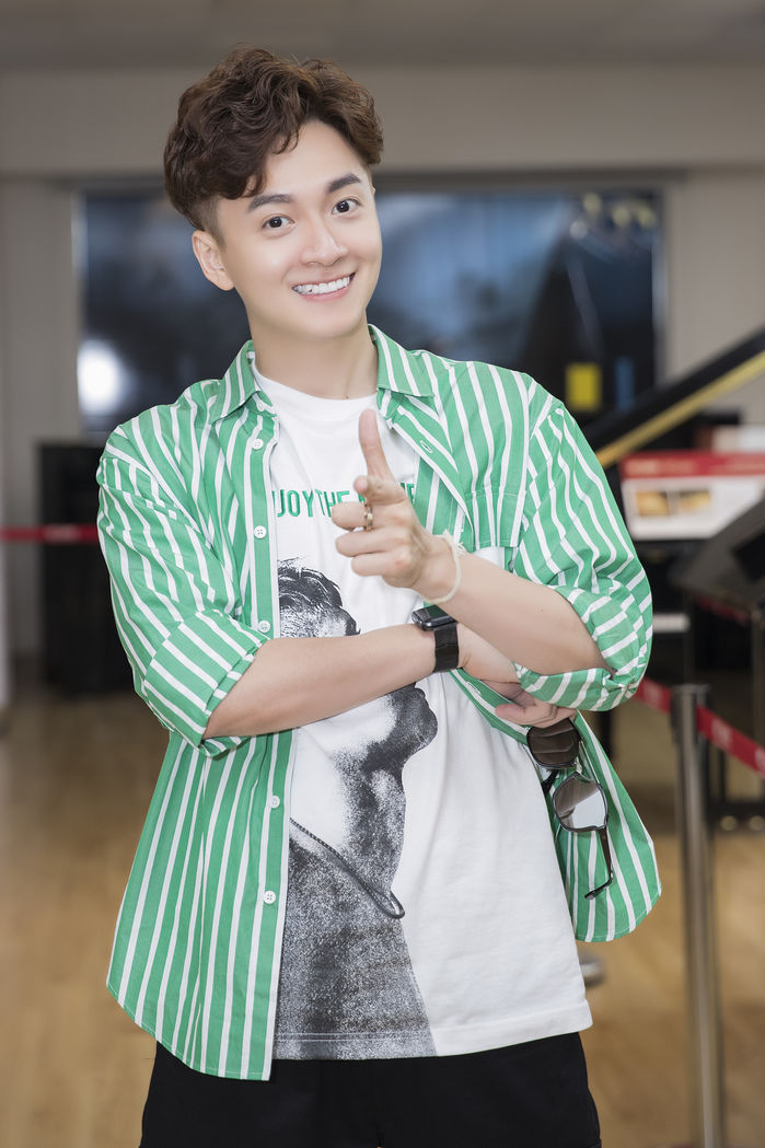 Con trai Ngô Kiến Huy tổ chức sinh nhật ca sĩ Thanh Thảo có động thái gây  xôn xao cõi mạng  Hot KOLs  Đời sống  VGT TV