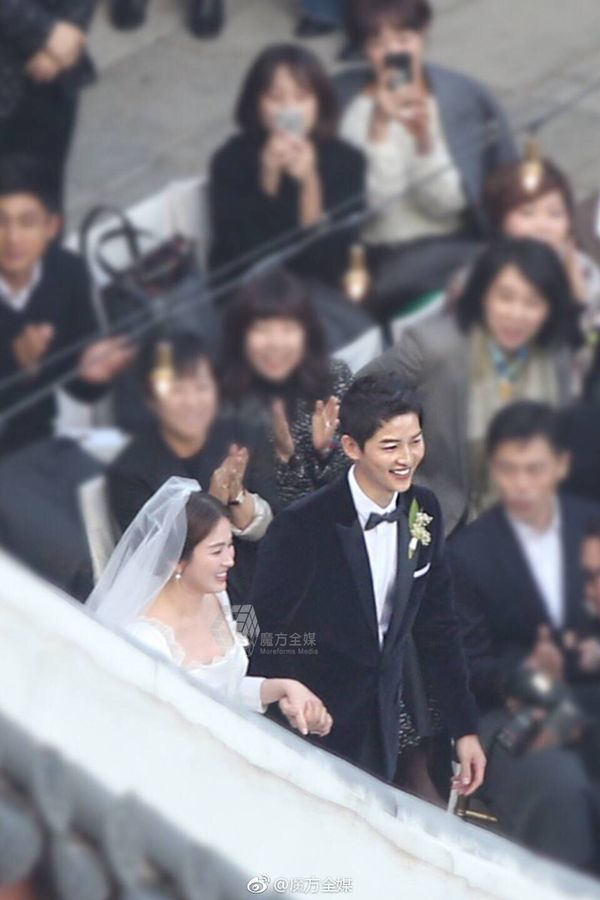 Song Joong Ki - Song Hye Kyo: Từ đám cưới cổ tích để chuỗi tin đồn ly