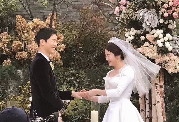 Song Joong Ki - Song Hye Kyo: Từ đám cưới cổ tích để chuỗi tin đồn ly
