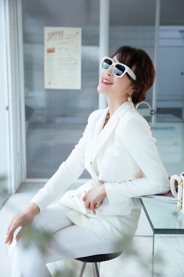 Tài năng, nhan sắc của 4 mỹ nhân U50-60 đình đám Vbiz