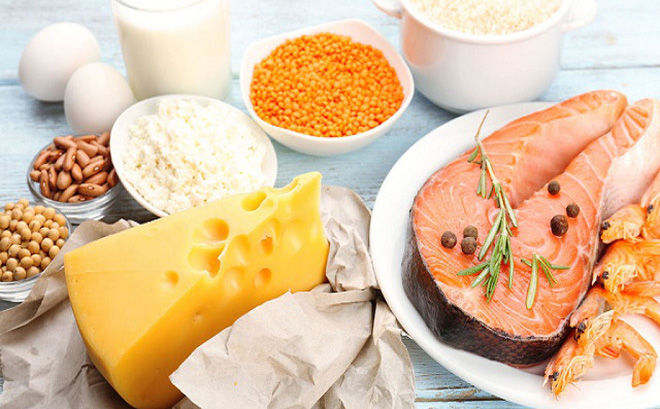 Thói quen trùm kín ra đường có thể gây loãng xương