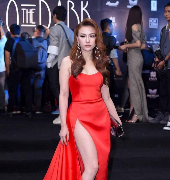 Hành trình thay đổi nhan sắc của ca sĩ Thu Thủy