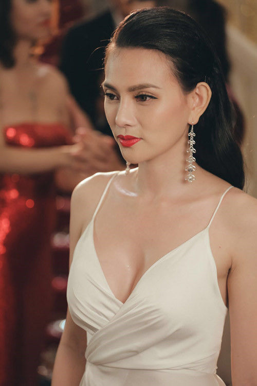 Hành trình thay đổi nhan sắc của ca sĩ Thu Thủy