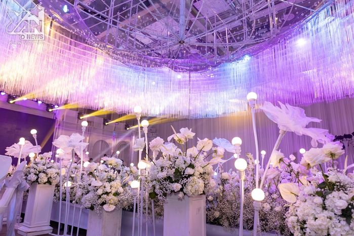 Tiệc cưới đẳng cấp, lung linh như cổ tích của nhạc sĩ Dương Khắc Linh
