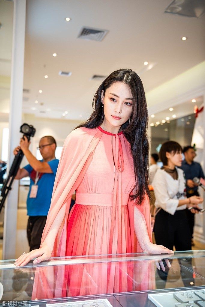 Tình địch 1 thời của Phạm Băng Băng nay đã thắng thế