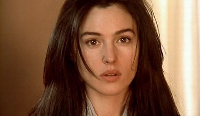 Vẻ đẹp thách thức thời gian của Monica Bellucci