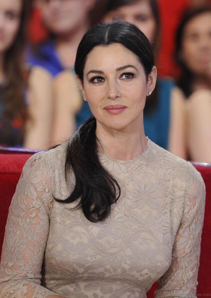 Vẻ đẹp thách thức thời gian của Monica Bellucci