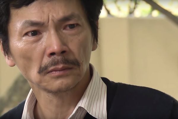 Về nhà đi con: Bố không hoàn hảo nhưng luôn yêu con theo cách hoàn hảo