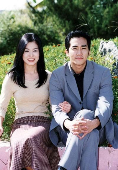 Vì sao Song Hye Kyo bị đổ lỗi khi hôn nhân tan vỡ
