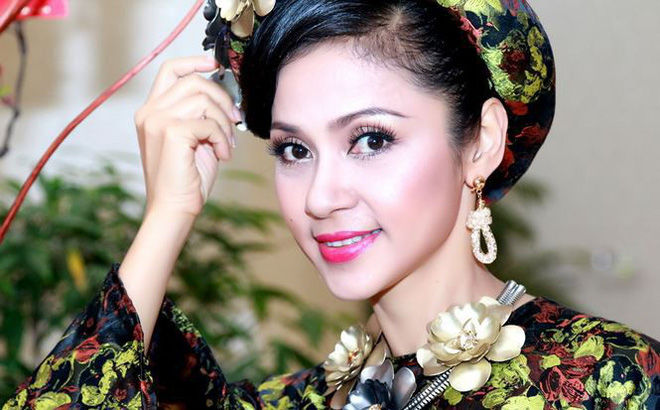 Xinh đẹp giỏi giang nhưng khổ vì tình - Vbiz không chỉ có Nhật Kim Anh