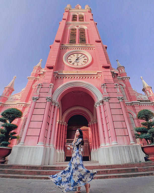 Nhà thờ màu hồng này sắp soán ngôi phố đi bộ và chung cư cà phê để trở thành địa điểm được chụp ảnh nhiều nhất ở Sài Gòn đấy! - Ảnh 13.