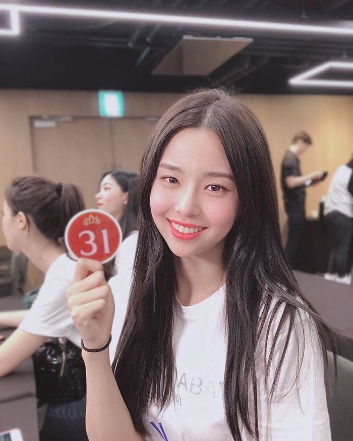 Vẻ đẹp tự nhiên của Kim Seo Yeon - Tân hoa hậu Hàn Quốc