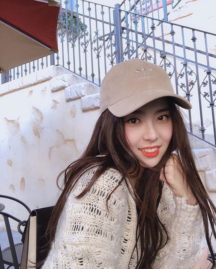 Vẻ đẹp tự nhiên của Kim Seo Yeon - Tân hoa hậu Hàn Quốc