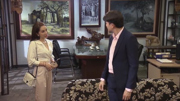 Ân cần chăm sóc con Thư, khán giả xót xa cho Huệ