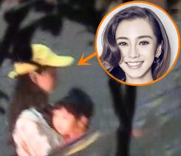 AngelaBaby - Huỳnh Hiểu Minh, người trông con kẻ say khướt bên bạn bè