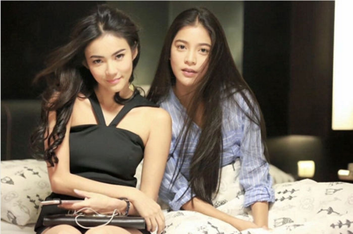 Apinya Sakuljaroensuk làm lễ cưới cùng bạn trai kén 3 tuổi