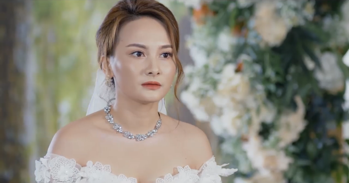Bảo Thanh mặc váy cưới lần nữa, CĐM lại rần rần: “Lấy Dũng đi Thư ơi”