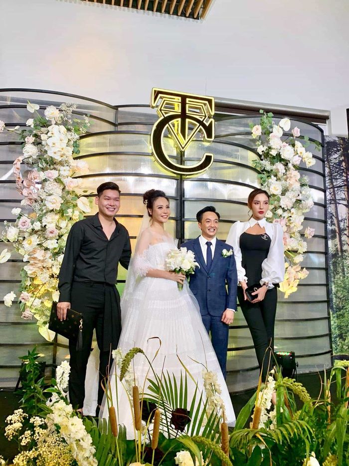 BB Trần gầy gò, Lan Khuê bị Minh Triệu trêu đẻ rồi hả vì vẫn gọn gàng