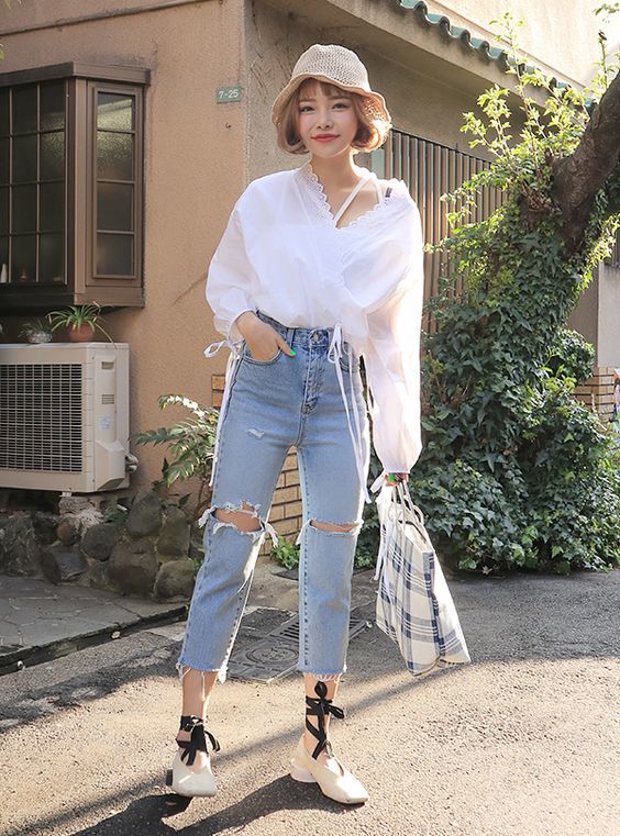 Bí kíp phối quân jeans chất lừ bấp chất thời tiết