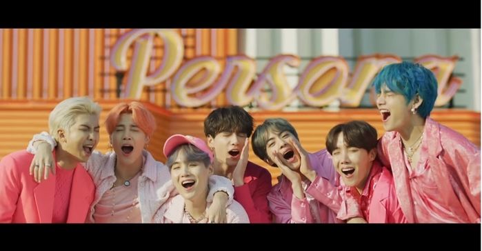 BTS vượt 1 triệu bản pre-order đĩa đơn tiếng Nhật Lights/Boy with Luv